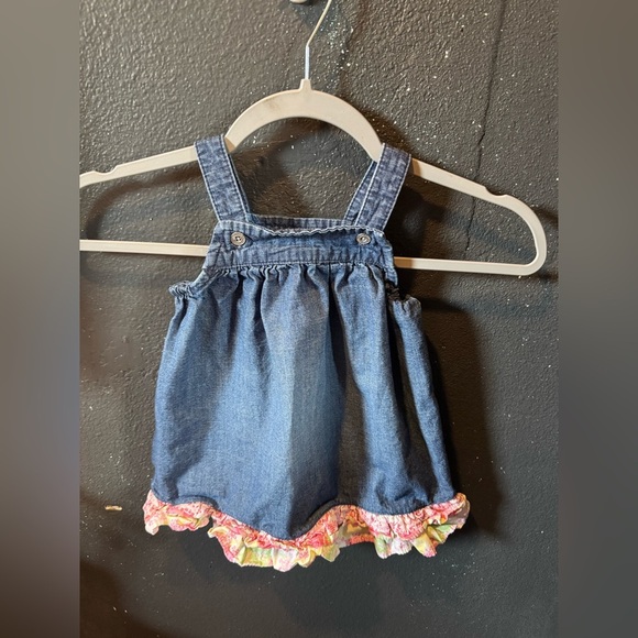 Girls Old Navy Denim Ruffle Hem Overalls Dress - Picture 1 of 3